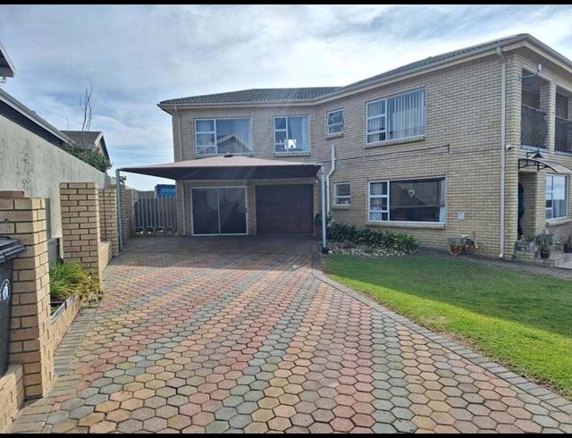 3 BEDROOM HOUSE FOR SALE IN ISLAND VIEW